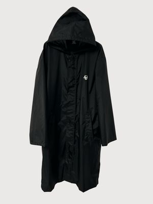Vetements FW19 anarchy logo raincoat