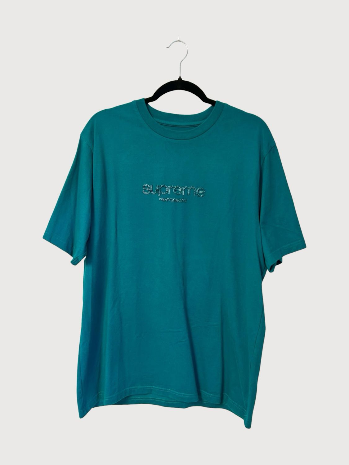 Supreme  SS22 Beaded Logo Tee