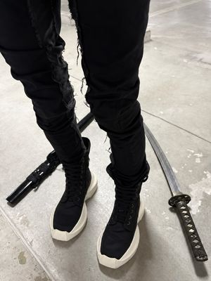 Rick Owens  FW22 Strobe Army Split Boots