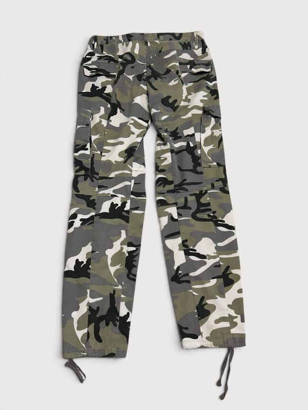 Vetements  FW16 Deconstructed Camo Cargo Pants