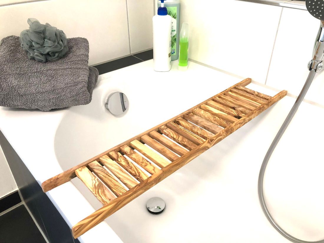 Badewannenablage aus Olivenholz