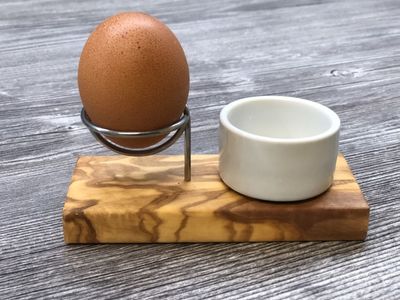 Eierbecher Design Plus Olivenholz