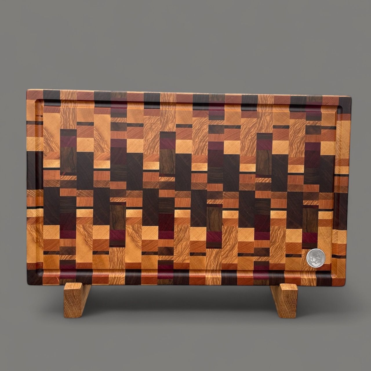 Planche à découper en bois de Noyer, Cerisier, Chêne, Frêne, Érable, Black Limba, Padauk et PurpleHeart -bois exotiques-. Fait en bouts de planches (end grain).