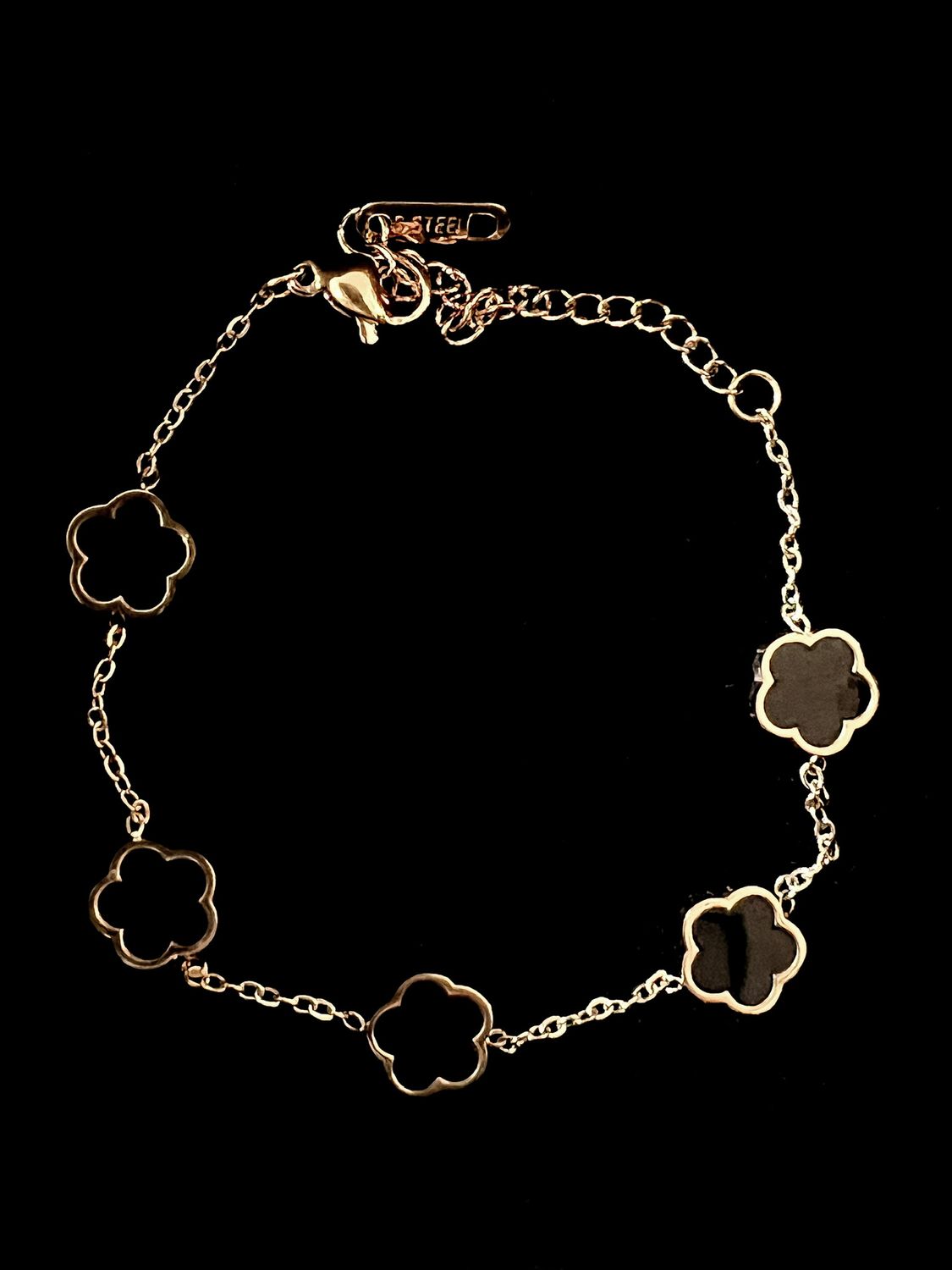 Black clover bracelet