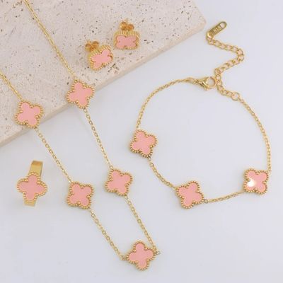 Aren’t You Clover Set