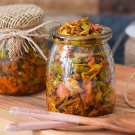 Homemade Gobhi Gazar Achaar