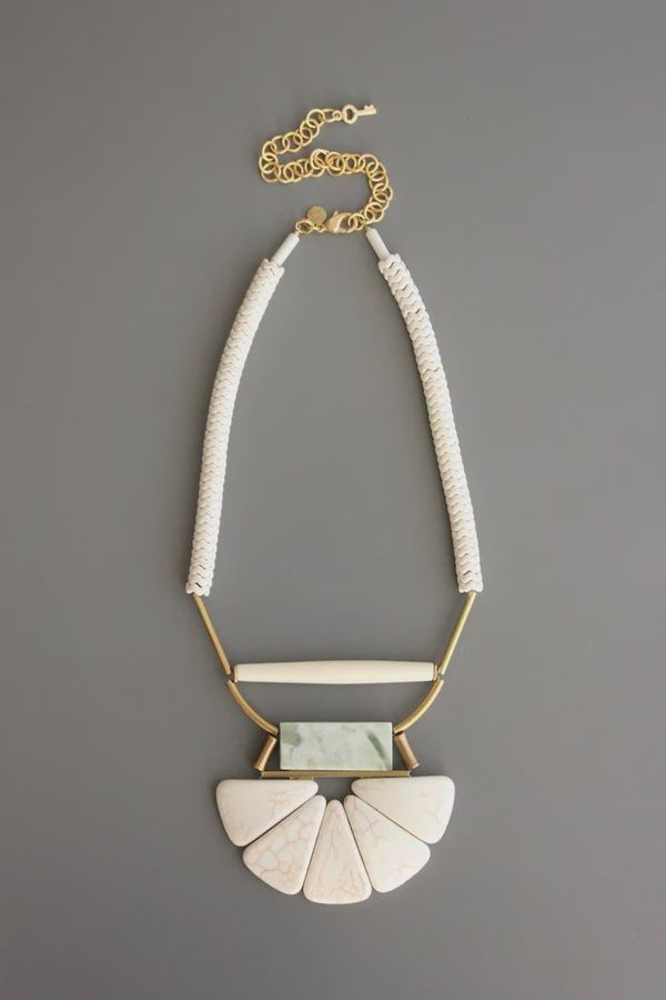 DAVID AUBREY / WH STONE/JADE LOTUS NECKLACE