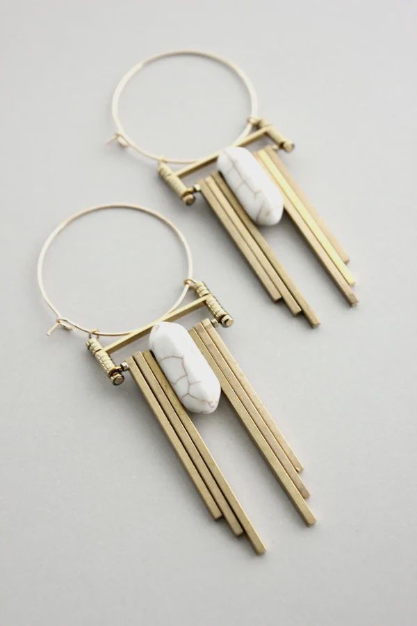 DAVID AUBREY / WHITE/BRASS ARTDECO EARRINGS
