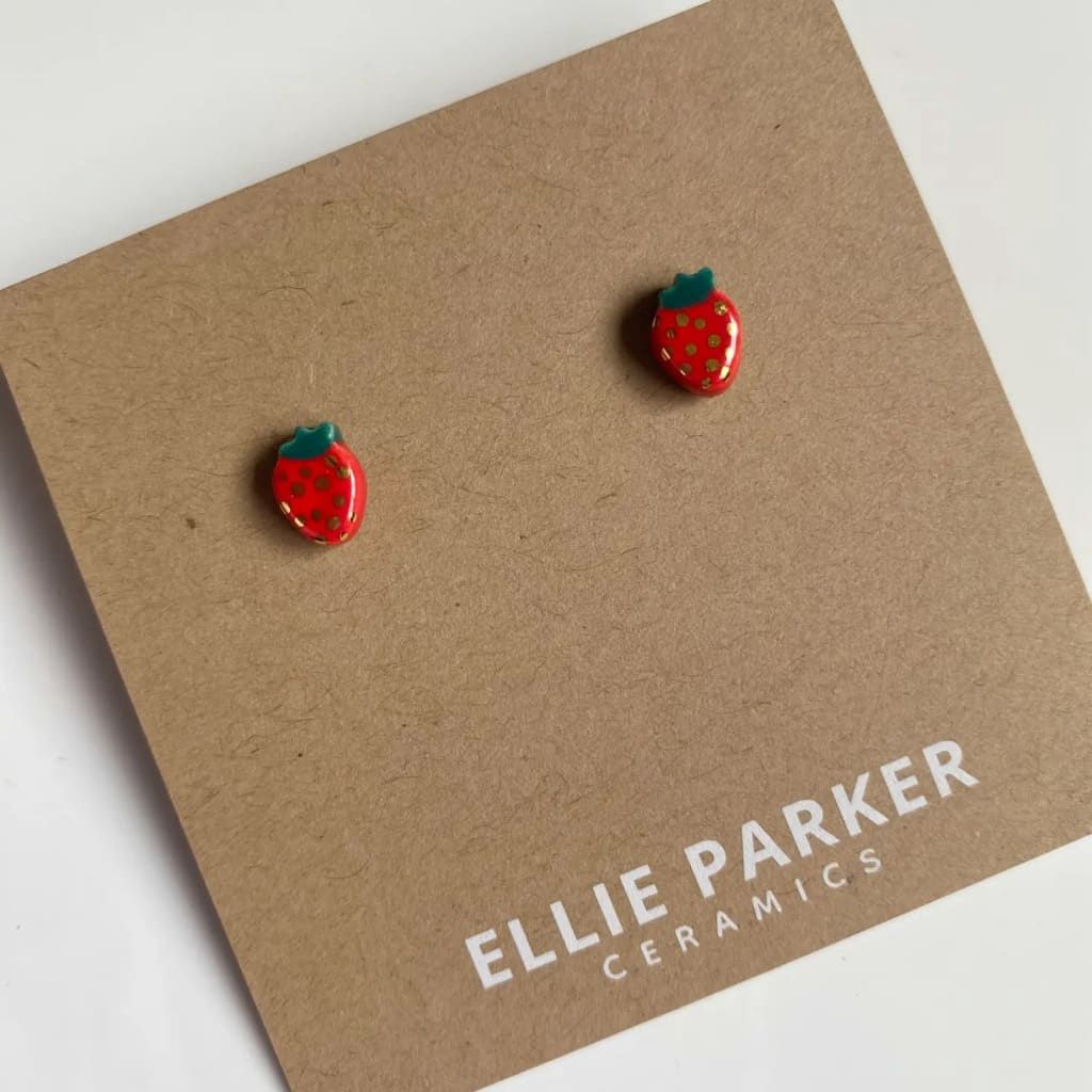 ELLIE PARKER / STRAWBERRY STUDS  /SS25