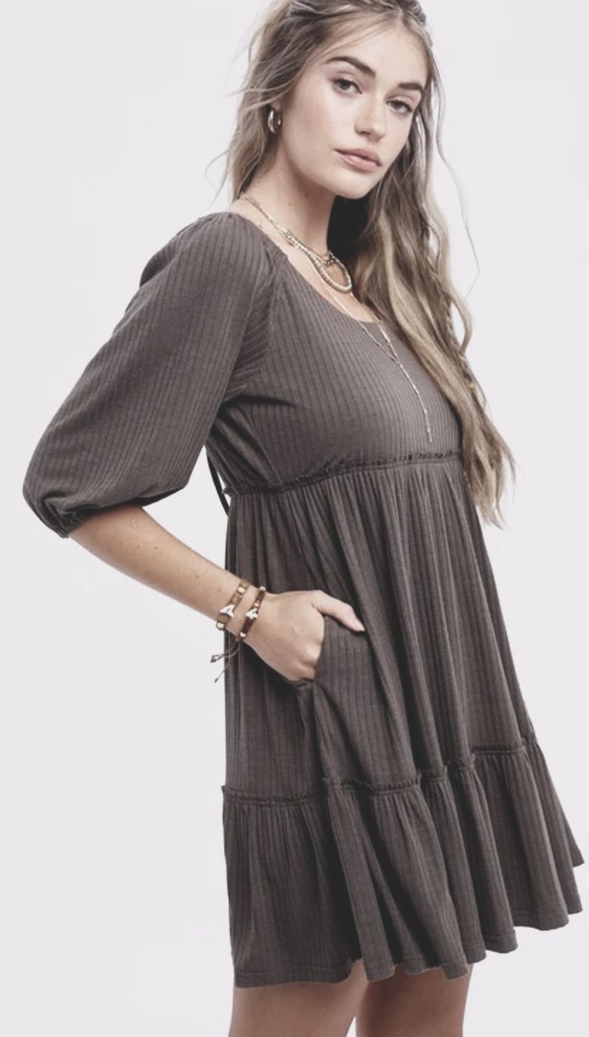 Listicle ribbed olive dress