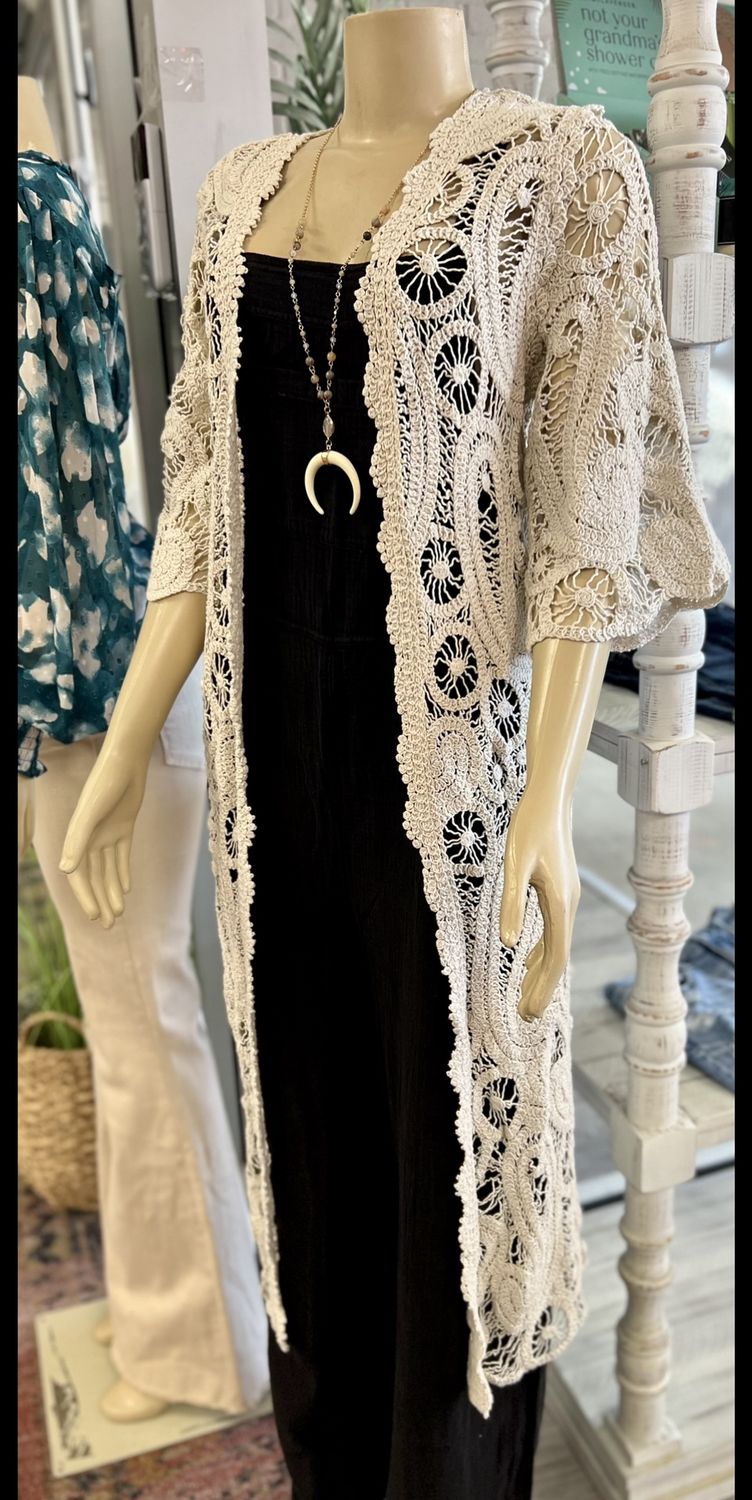 Cotton crochet paisley pattern half sleeve open maxi robe
