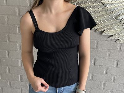 eesome black one shoulder top