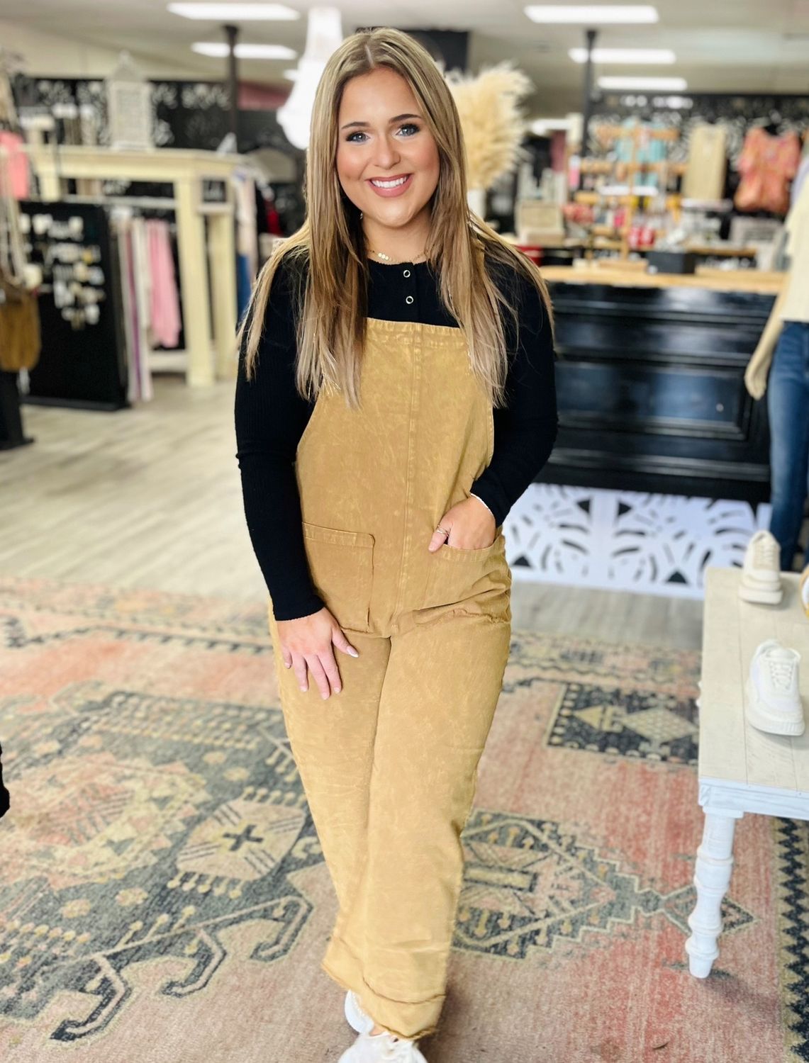 Newin Jumpsuit front pockets Camel