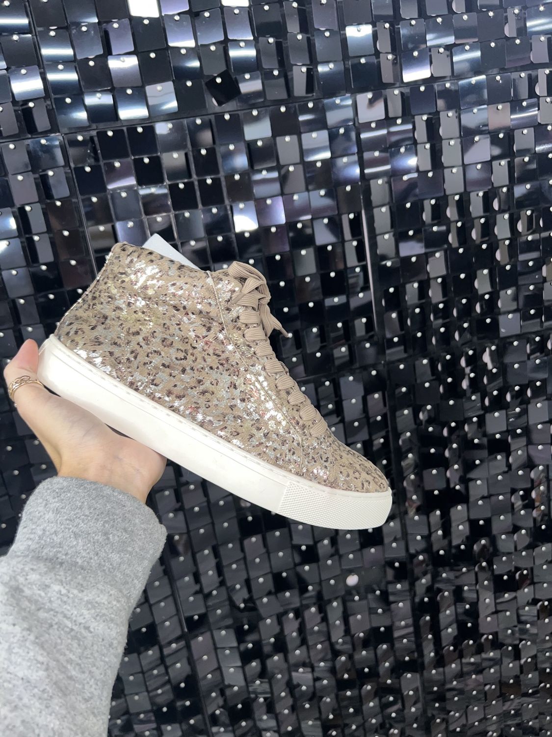 Hey Girl toupe metallic leopard high tops- Imagine