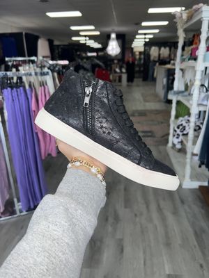Hey Girl black metallic leopard high tops- Imagine