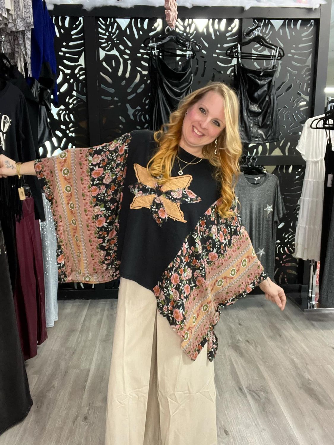 Davi &amp; Dani Beige Pants