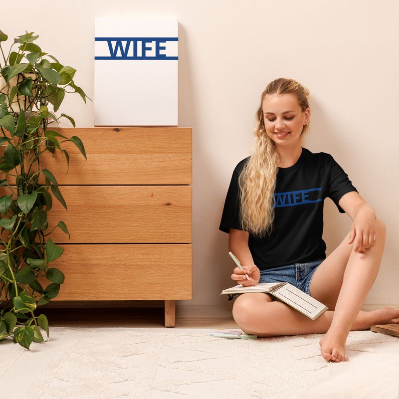 Thin Blue Line Wife t-shirt