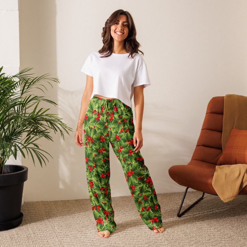 Christmas Holly Women’s pajama pants