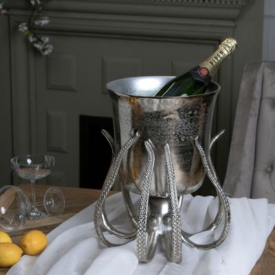 KITCHEN AND TABLEWARE