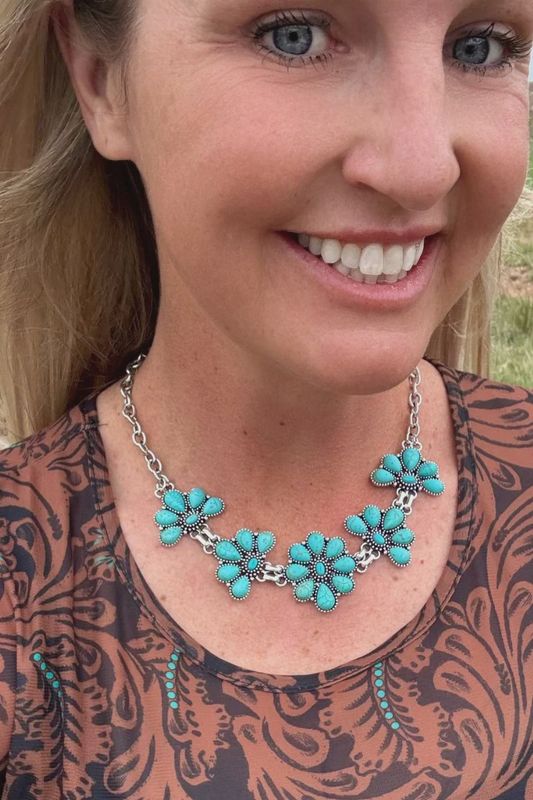 Montana Flower Necklace