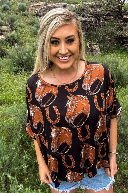 The Lucky Horse Shoe Top