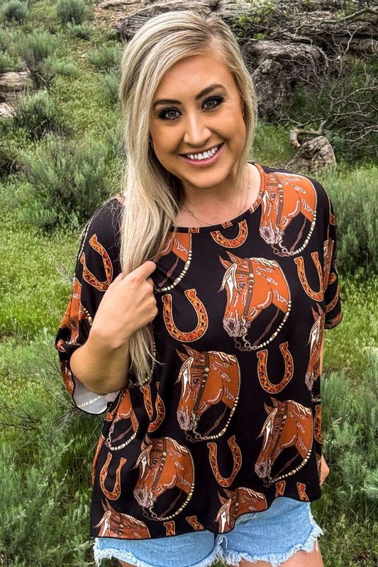 Lucky Horse Shoe Top