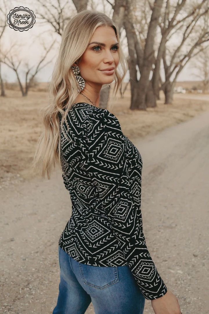 Bubble Aztec Top - Extra Large Only