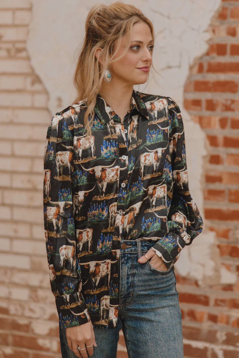 Somewhere in Texas Button Up