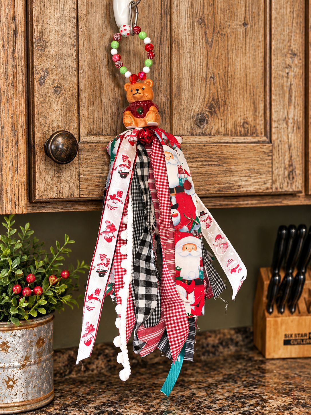 Christmas Teddy Bear Salt Shaker Tassel – Rustic Farmhouse Holiday Decor