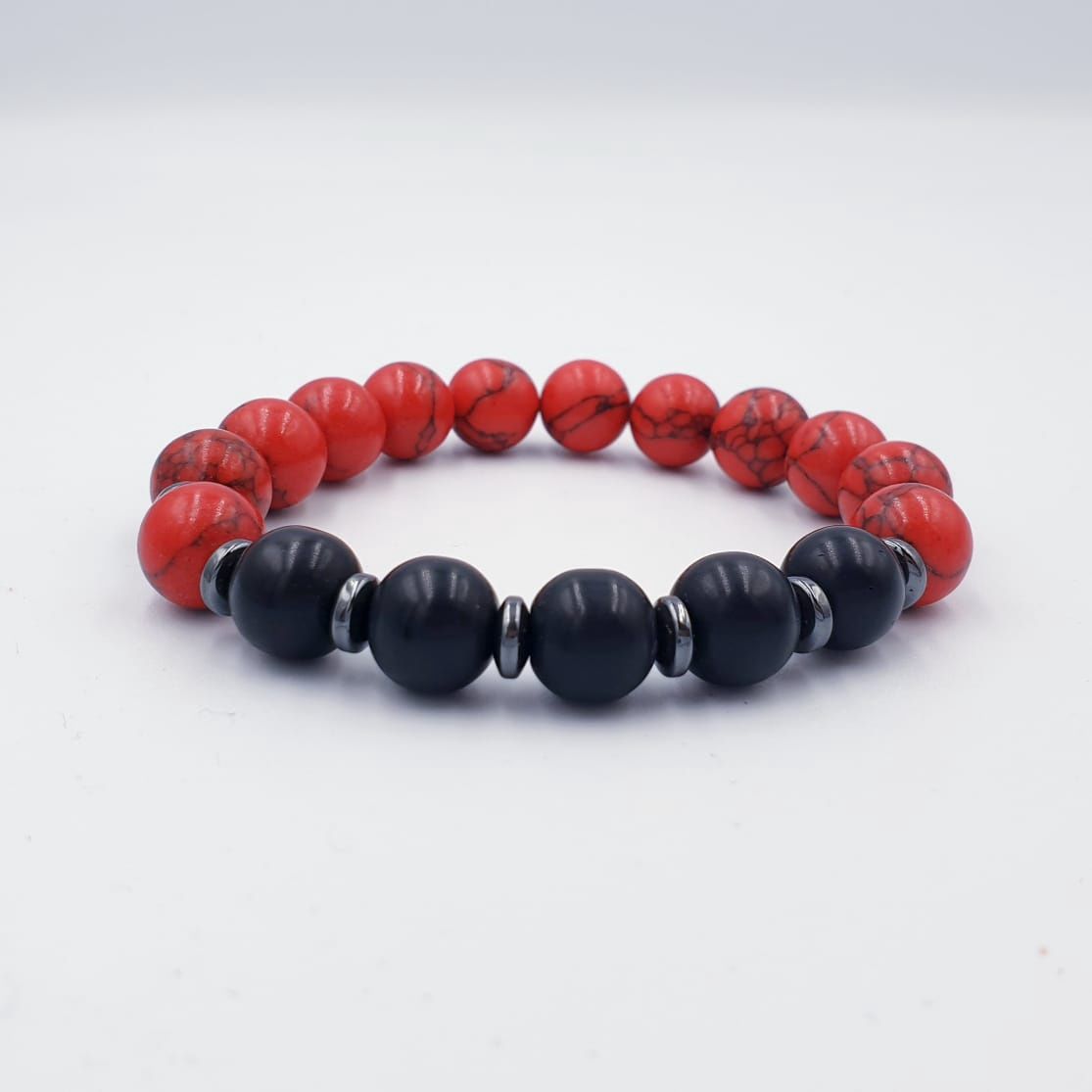 Red Howlite &amp; Matt Black Agate 10mm