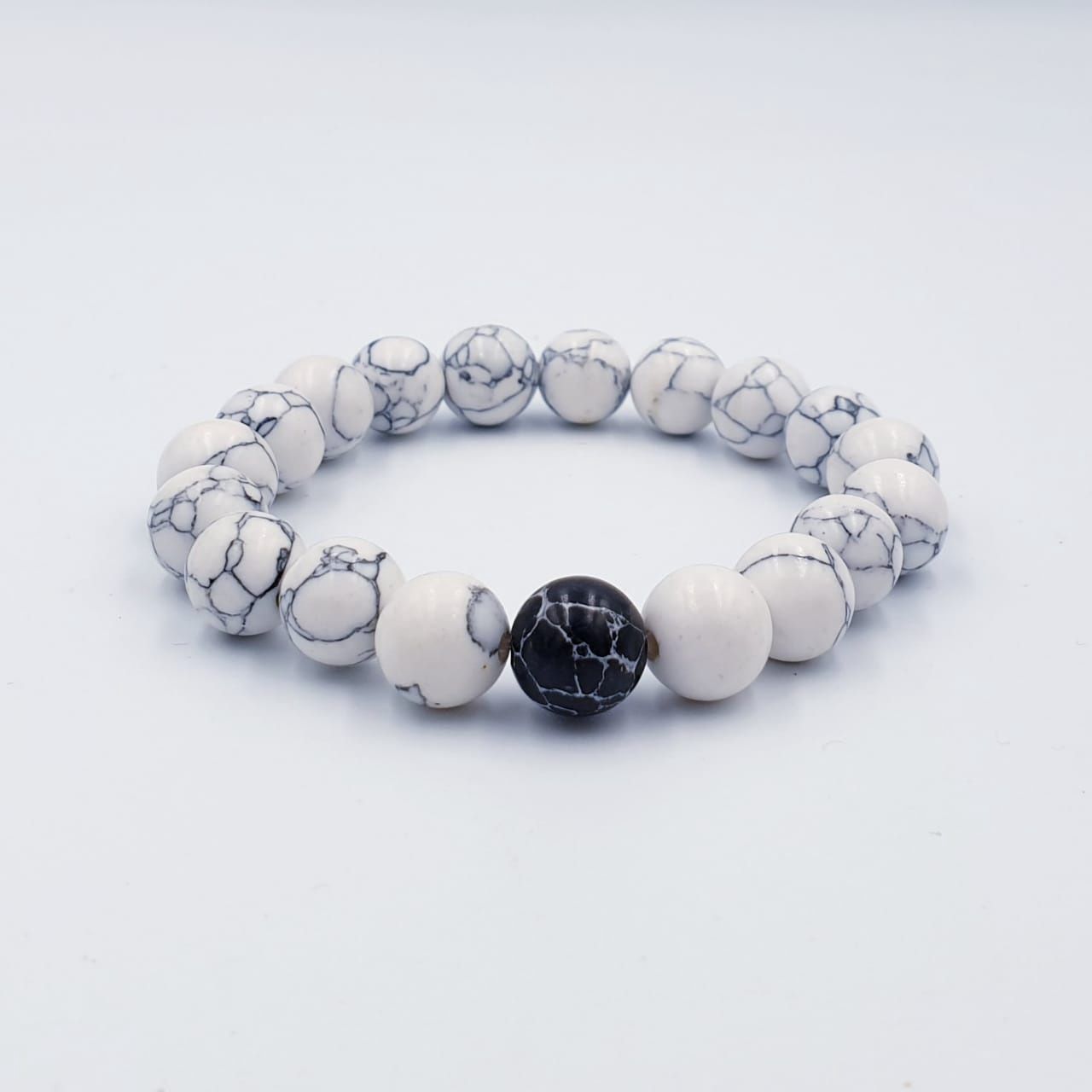 Howlite and Black Howlite 10mm