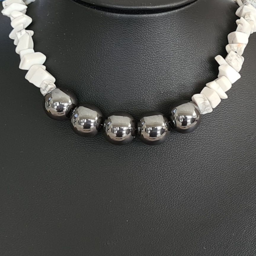 Howlite Chip with Hematite Gemstone Necklace + Extender