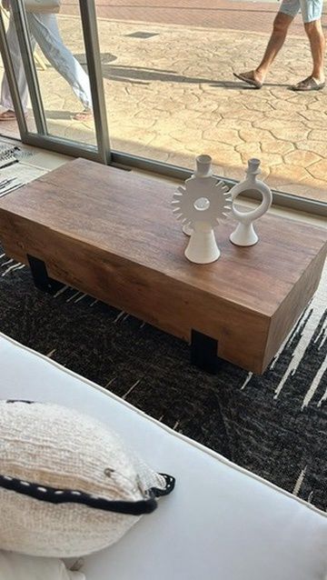 Suar Low Table