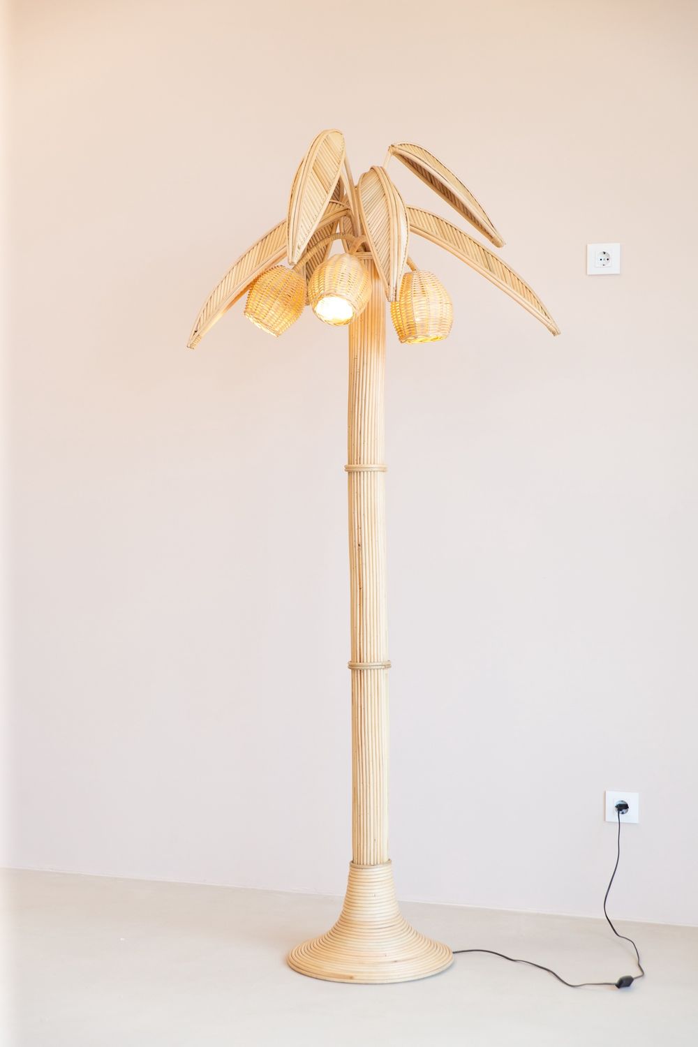 Staande Kokosnootlamp