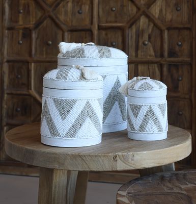 Round Beaded Box White Medium