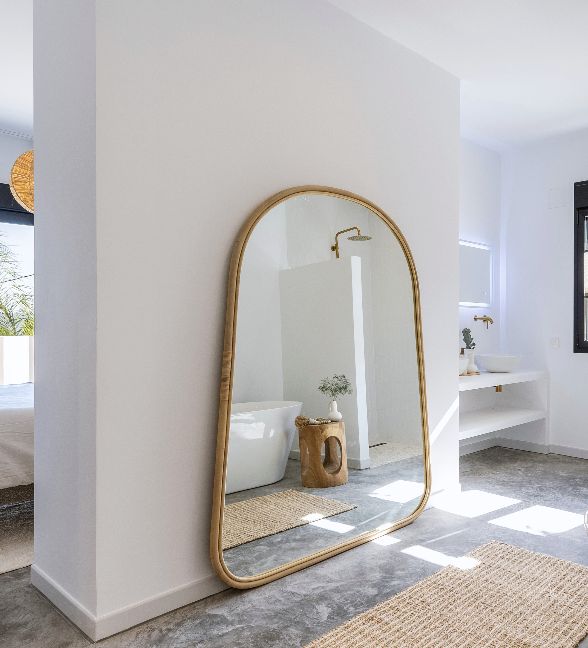 Kuta Arch Mirror