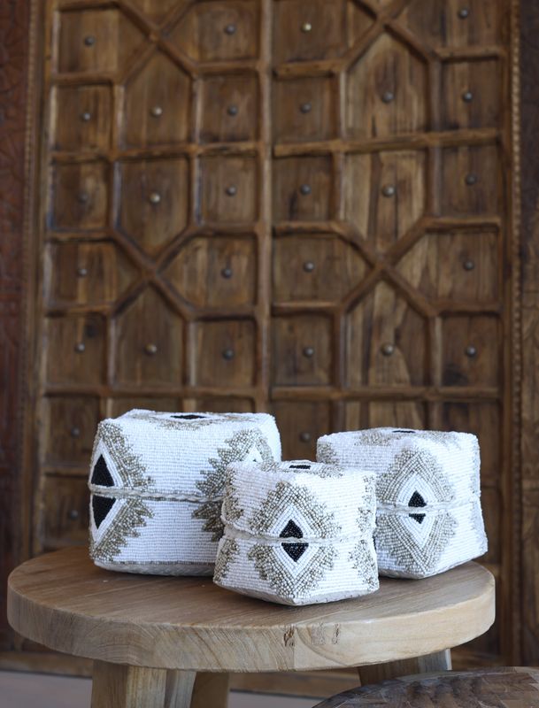 Beaded Basket square white