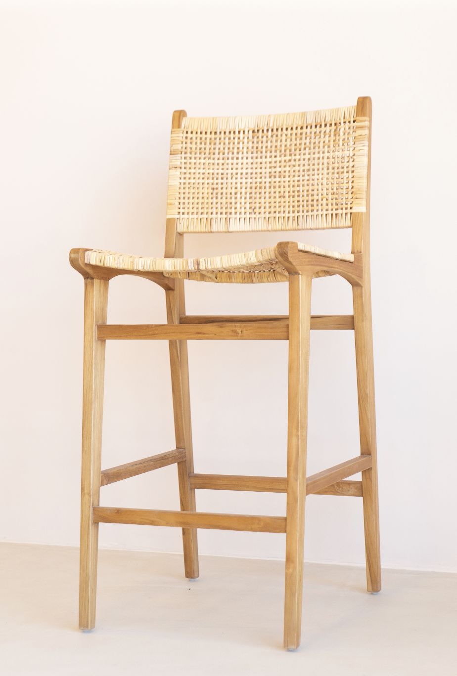 Retro Saba Bar Chair