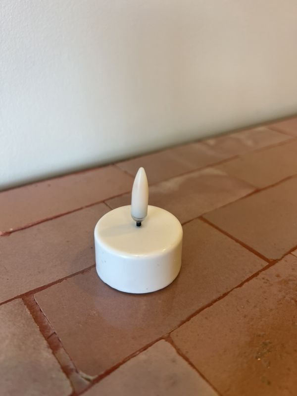 LED tealight 400 battery incl., Nordic white wax, Smooth