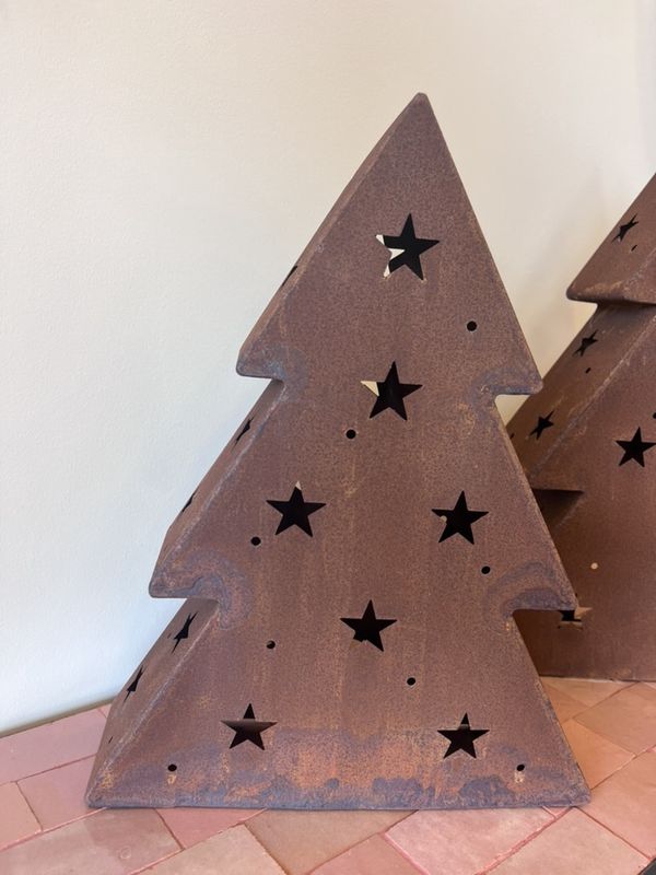 RUSTY SCOTTISH BROWN XMAS TREE 47cm