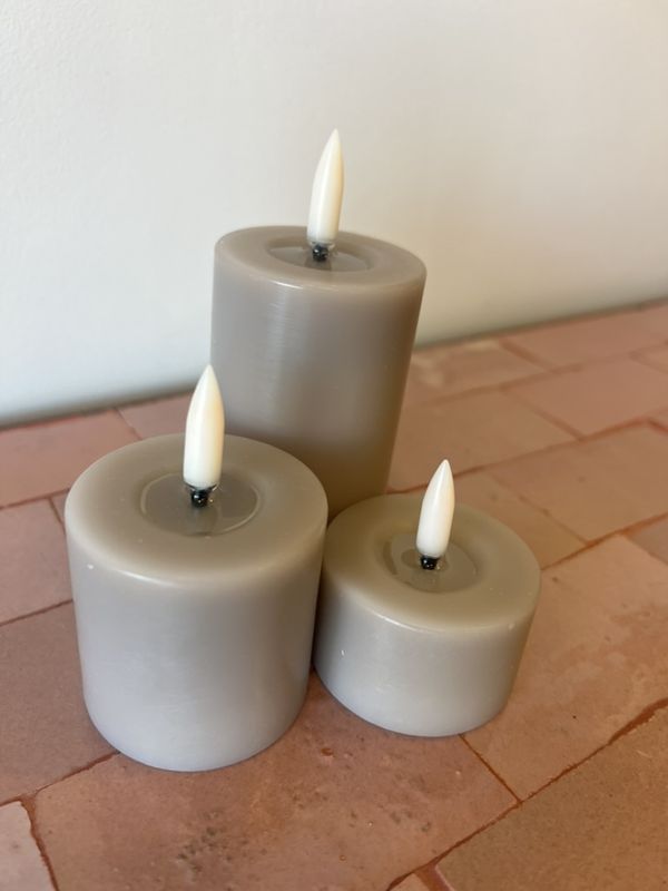 LED pillar melted candle, Sandstone, Smooth 5x2,8