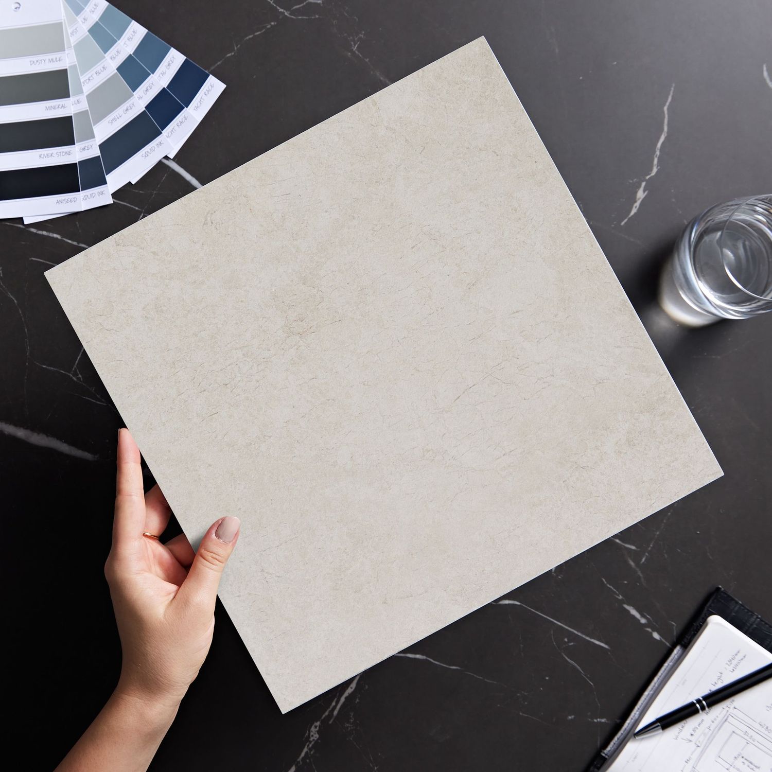TUNDRA BEIGE IN/OUT 3320406M 300 X 300 X 10MM