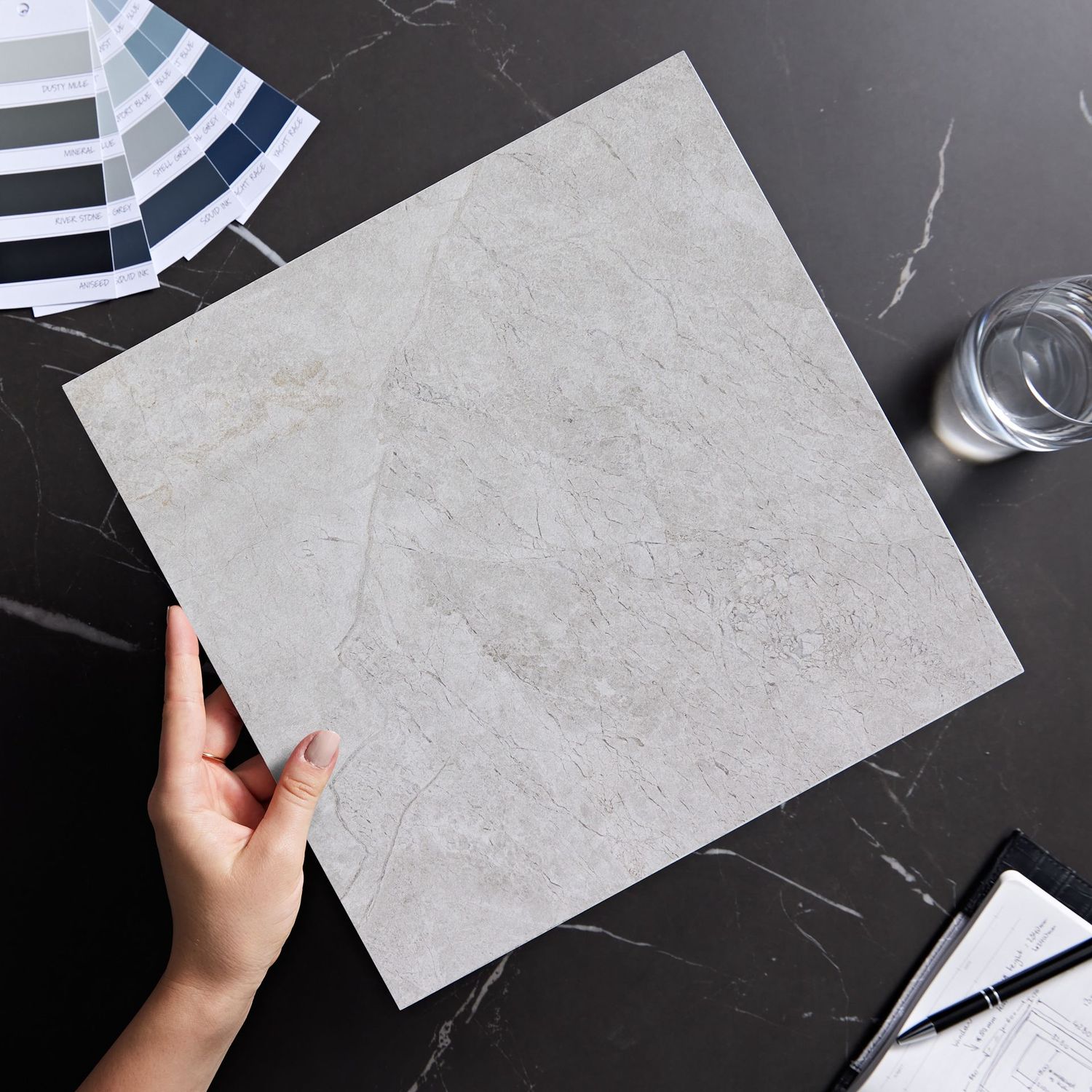 TUNDRA GRIGIO IN/OUT 3320405M 300 X 300 X 10MM