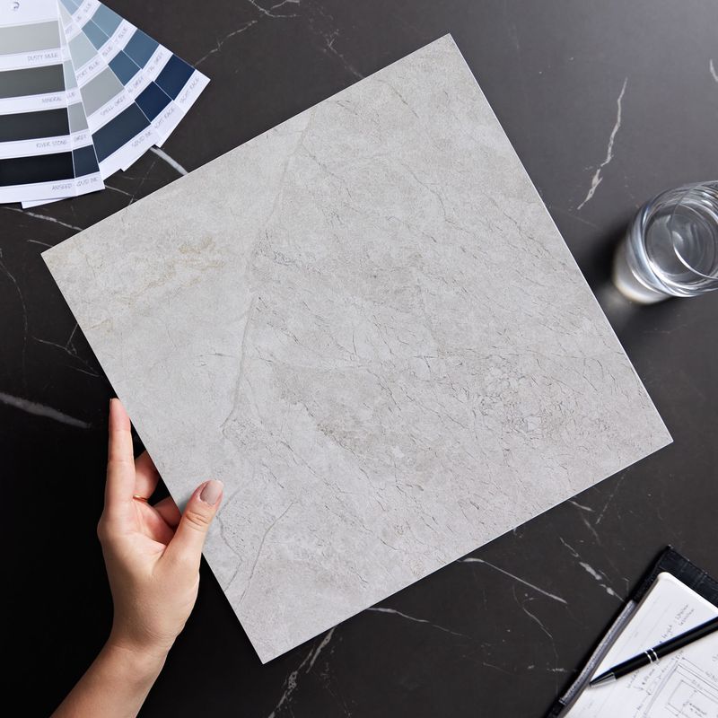 TUNDRA GRIGIO IN/OUT 3320405M 300 X 300 X 10MM