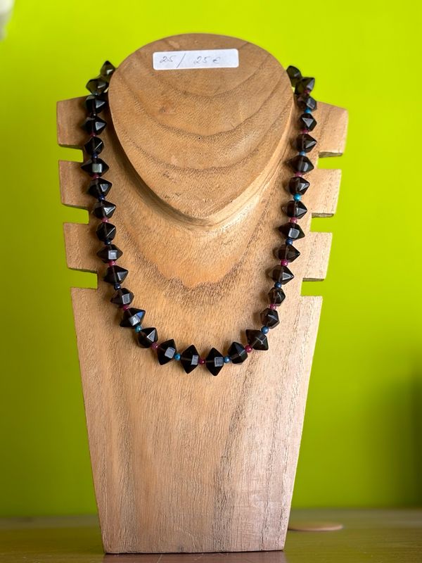 Colgante Piedras Punteagudas