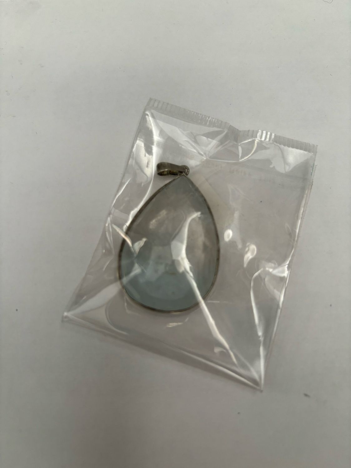 Colgante Blanco Azulado