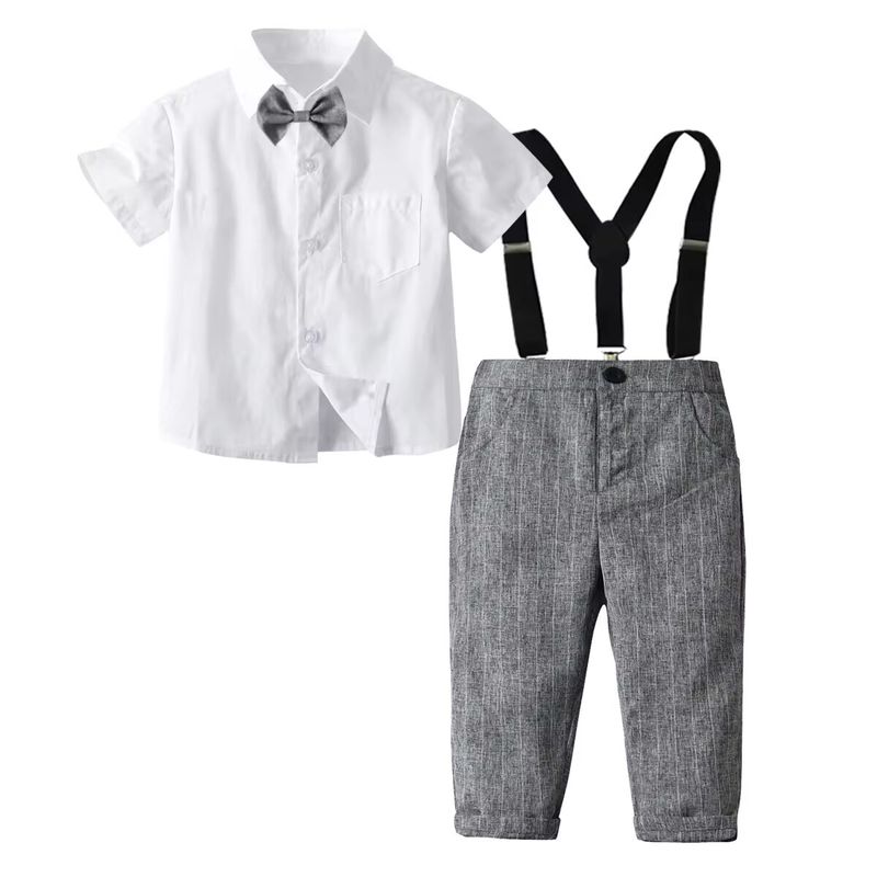 Traje de bebés y niños