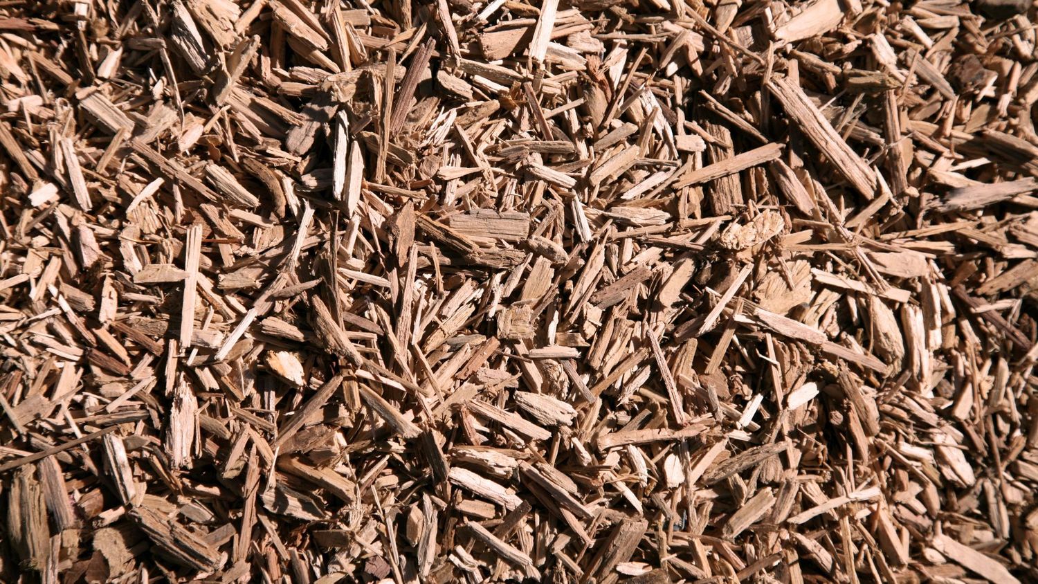 HARDWOOD MULCH- BROWN