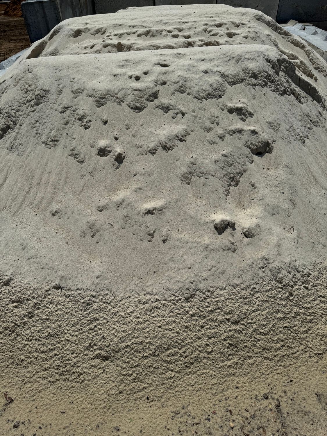 SAND-WHITE