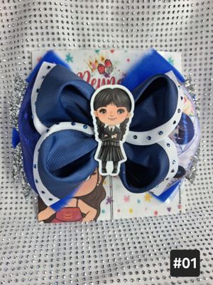 Merlina bows